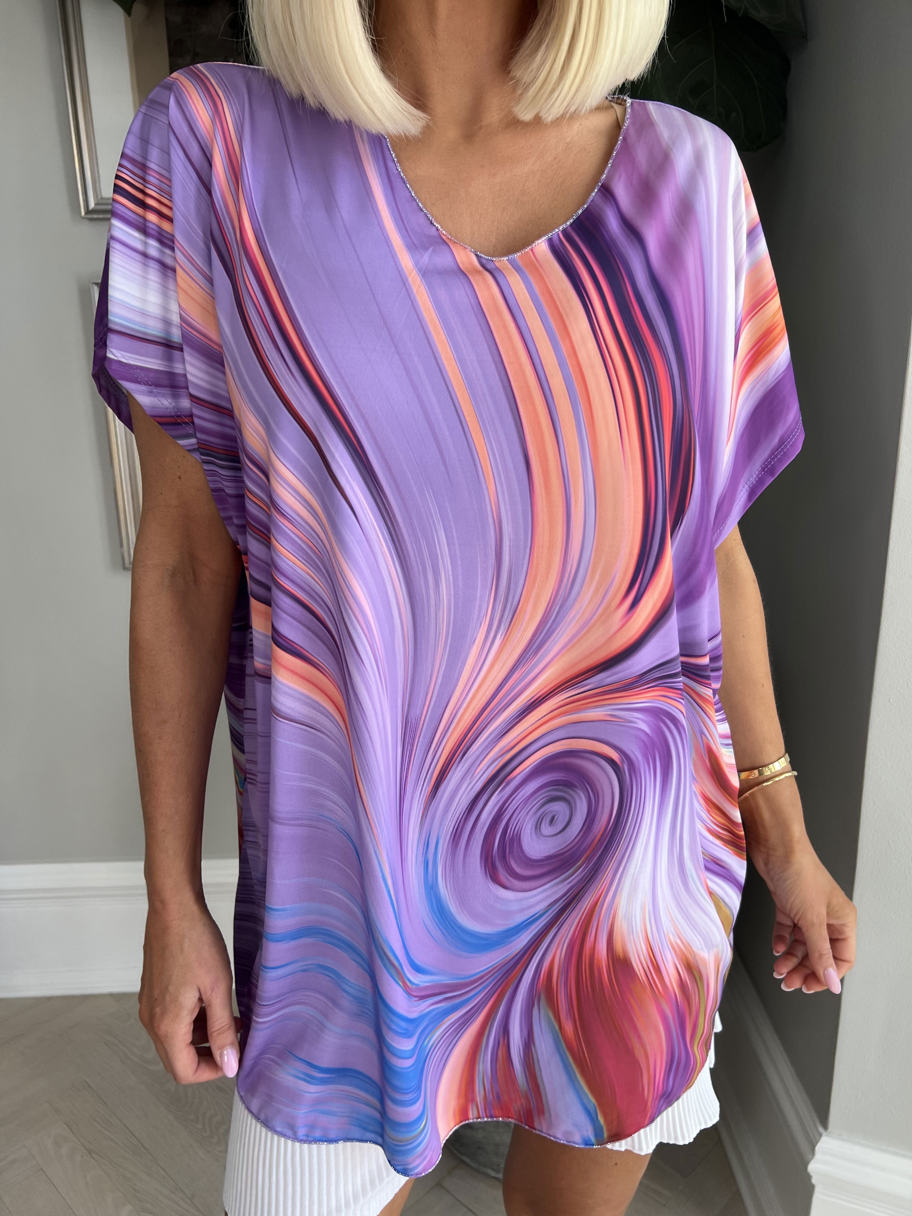 Meghan - Flerfarvet bluse med tynd glimmerkant